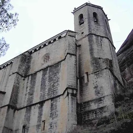 Parque de Campismo & Fuente De Regrustan Graus