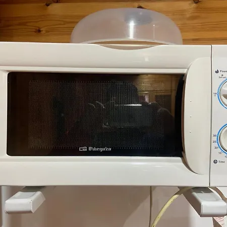 Parque de Campismo & Fuente De Regrustan